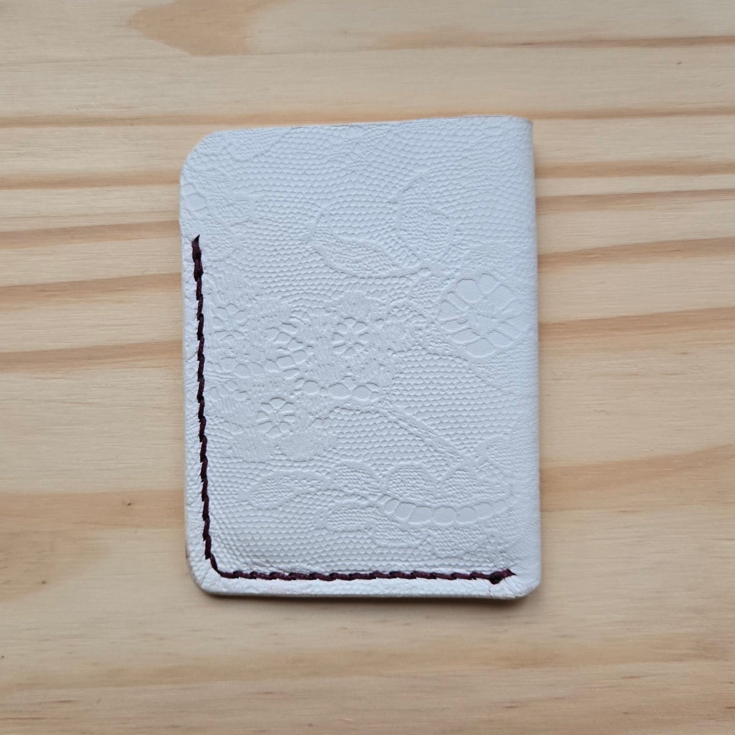 White Lace Thrush Wallet